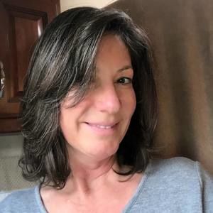 Meet your Posher, Leah